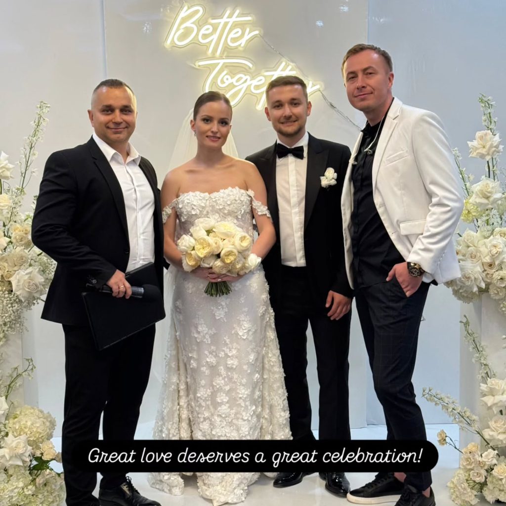 ✨ The day two hearts became one. A happy couple, endless love, and an unforgettable wedding celebration 💍 It was an honor for me to be part of this magical day ❤️ #wedding #newlyweds #happycouple #weddinghost #love #weddingday #lovestory